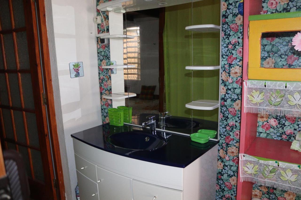 Locat Depot Villa Bouillante Kültér fotó