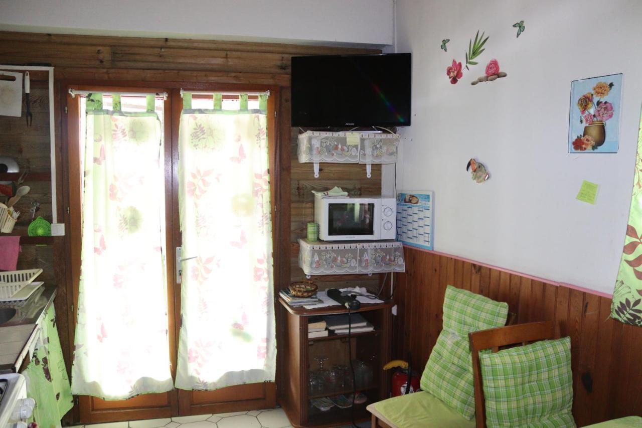Locat Depot Villa Bouillante Kültér fotó
